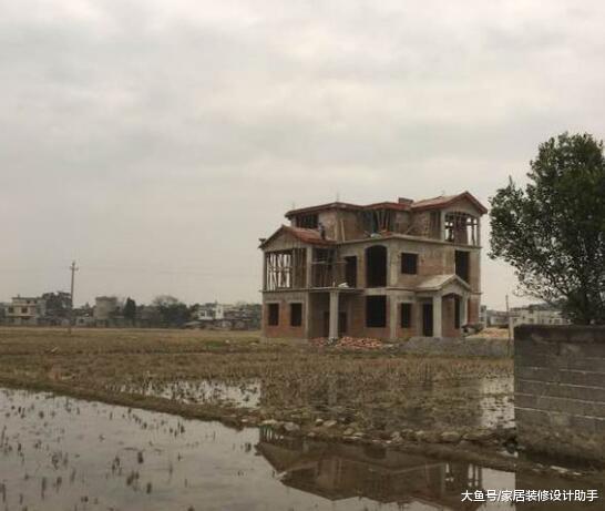 砸32万建房, 建房期间烦心事太多憋不住想发火, 和父母大吵一架