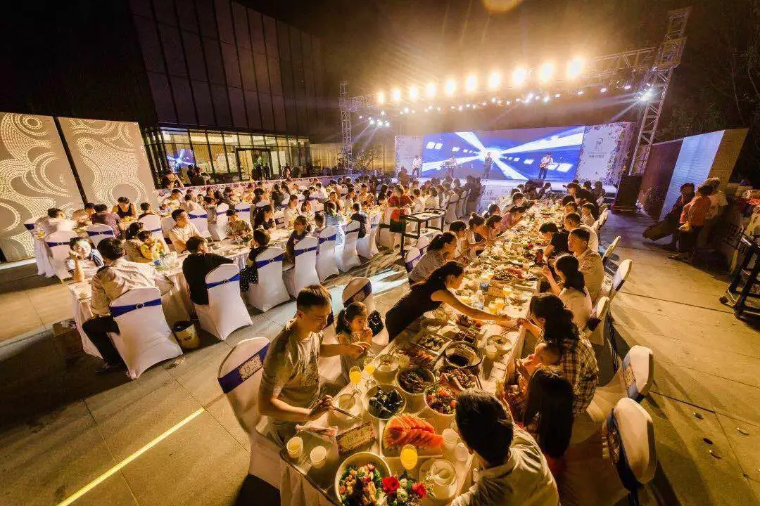 美好 如7而遇|从慕名到惊叹！玫瑰园和桐华郡用什么征服了亳州？