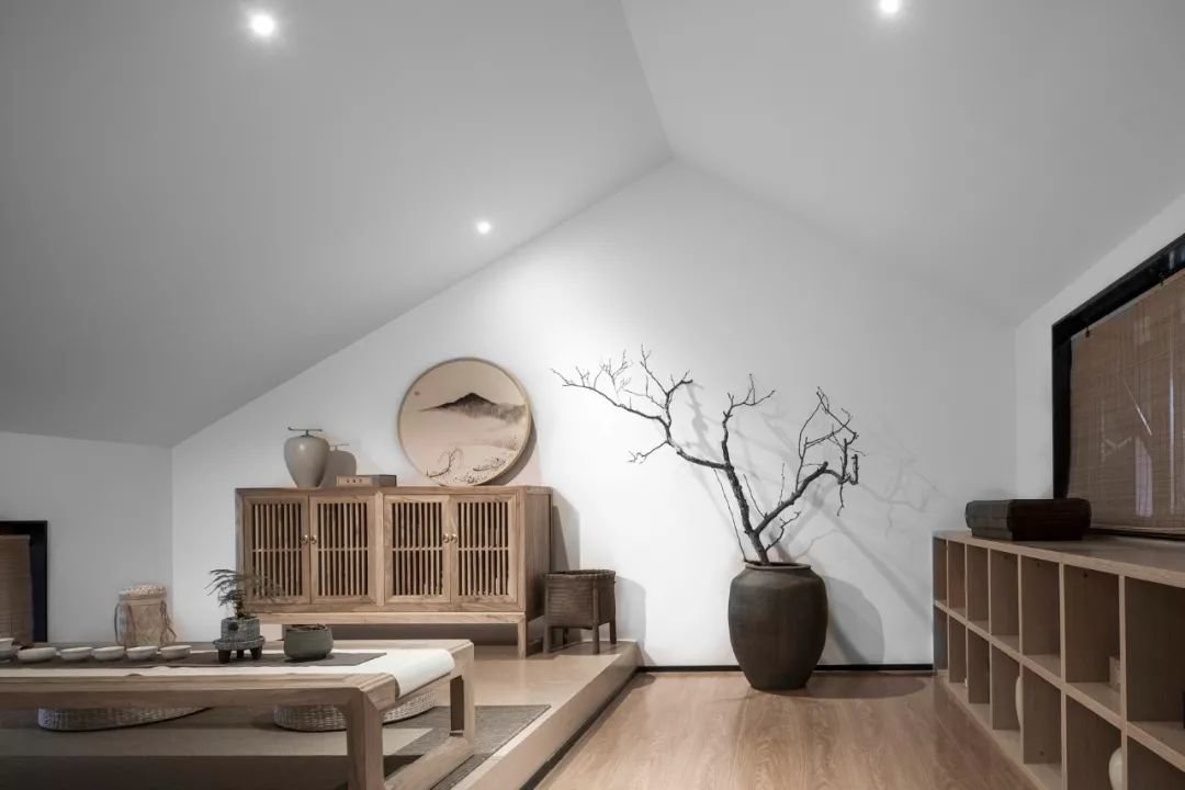 海外关注：日本人为啥有床不睡，非要睡“地板”？原因竟然是……