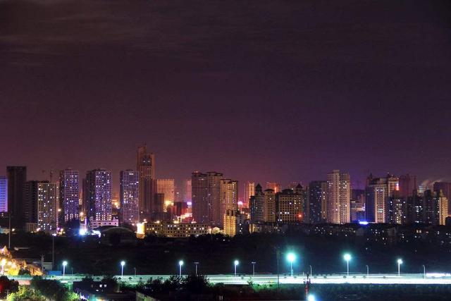 楼市需要休养生息，开发商无限制的拿地扩张该停止了