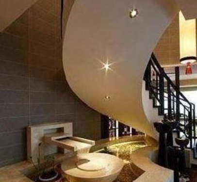 参观胡歌过亿的豪宅，独栋的复式双层房，大厅罗马柱都是进口的