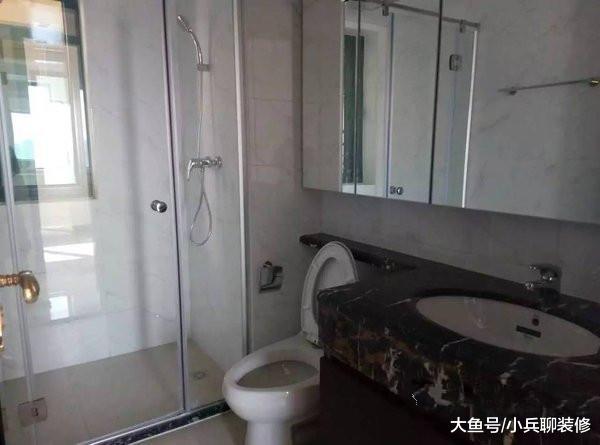 花200w买的精装房，搬点家具就能入住了，感觉赚死了！