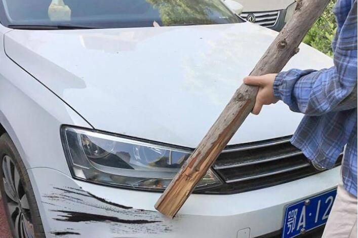 和普拉多一样高大，只卖国产哈弗H9的价格，用它入藏进川小意思！