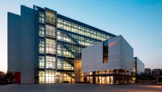 继耐克后，361和李宁总部大楼也曝光了，网友：差距要不要这么明显