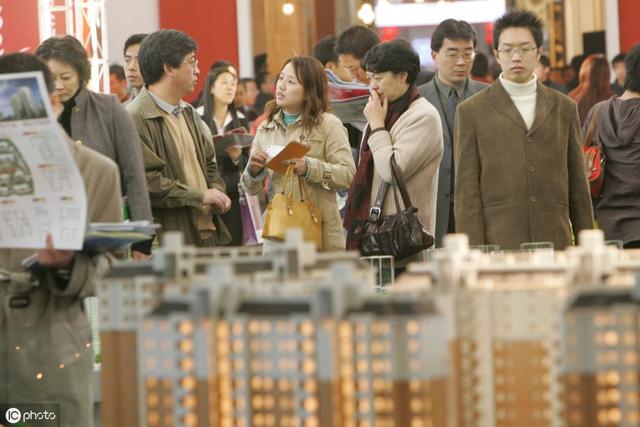 买房的人！这“3笔费用”不需要交了，别再给开发商白送钱