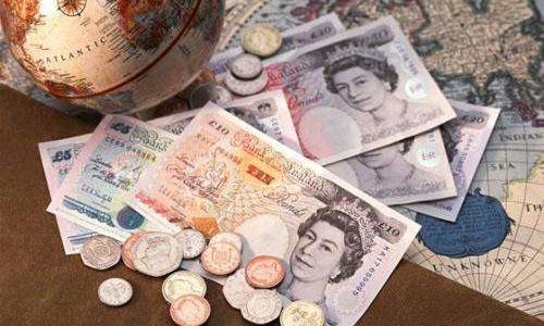 李嘉诚再次归来，带来大批资金？2020年，他会成为楼市“搅局者”