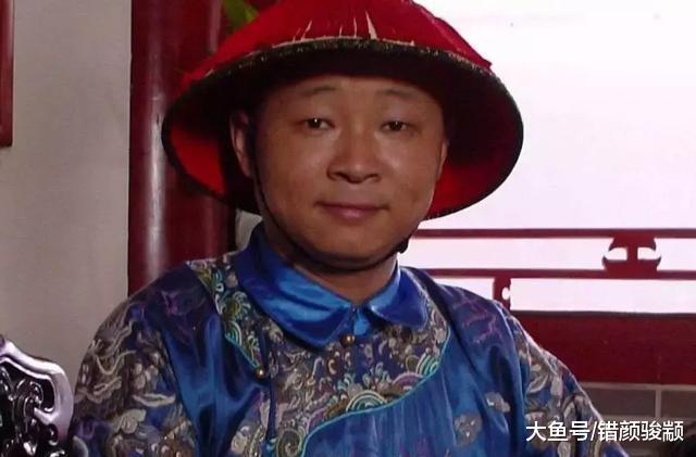 三德子娶小16歲嫩模，一家人深山養雞，半個娛樂圈都來捧場買雞蛋