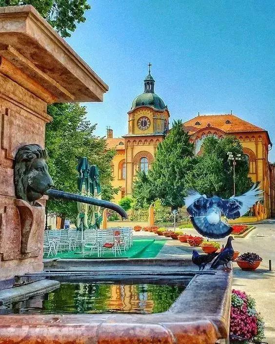 出国游中，欧洲的56个城市，其中物价最低的这8名，你去过几个？