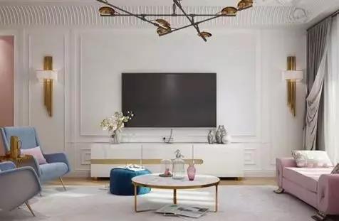 客厅不要装传统电视墙了，如今有钱人家这样装，既省钱又环保