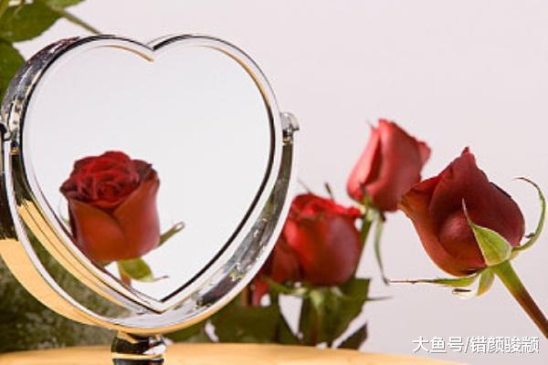 趣味测试: 四张镜子, 你最想用哪张? 测你越长越丑的原因