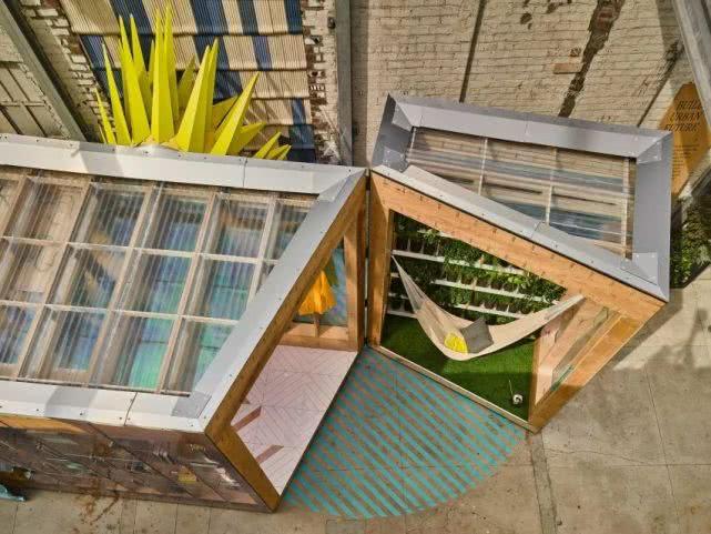 用 15㎡ 盖的超现实小屋, 颠覆你对房子的想象