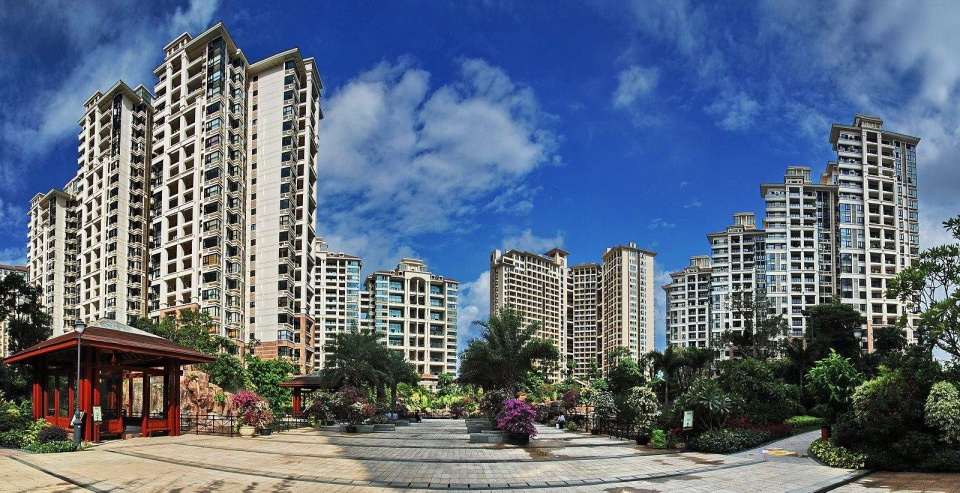 亲手揭开一个四五线城市的楼市真相，看不到未来，更不相信眼泪！