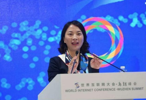 跟了马云16年的前台小姐，分了阿里0.2%的股份，她如今生活怎样？