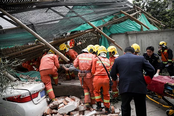 10死15伤！上海一厂房突发坍塌事故，面积达1000平米