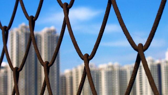 ＂高层”掺杂“别墅”的小区品质很高？住久了才发现：不是一回事