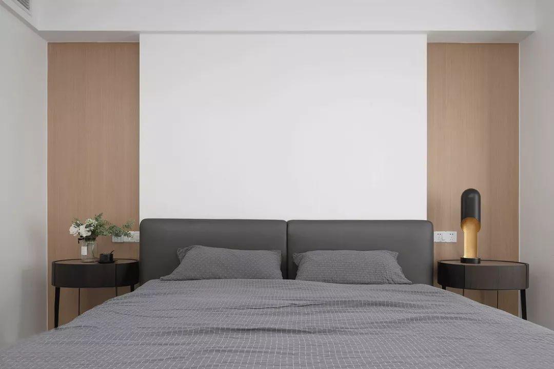 143平三房现代原木，厨房带大岛台，小区里最靓的家非他莫属