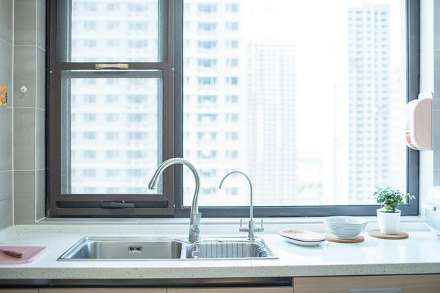 成都130平現代風裝修 進門就是廳沒玄關收納功能照樣強大