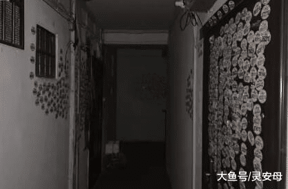 细思极恐！家中有人，小广告竟贴到家中墙上？房主：怎么进来的？