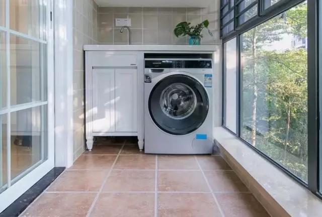 装修贴砖不能急，美缝细节别儿戏