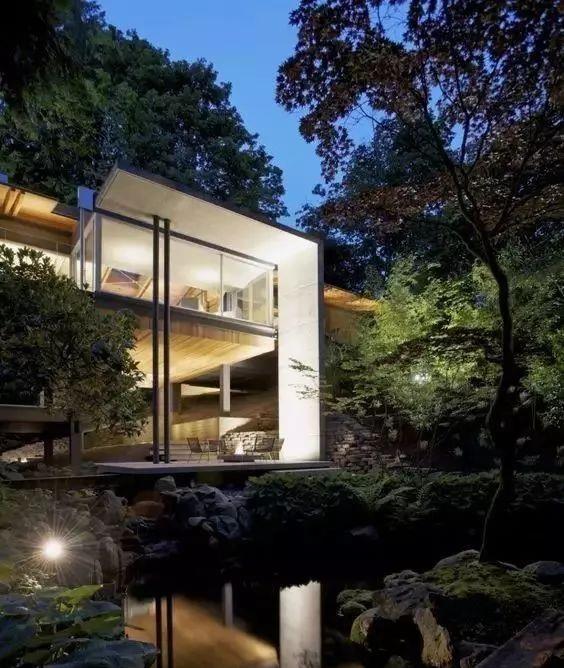 农村就只能建土鳖房吗？这样的乡村别墅让人羡煞！