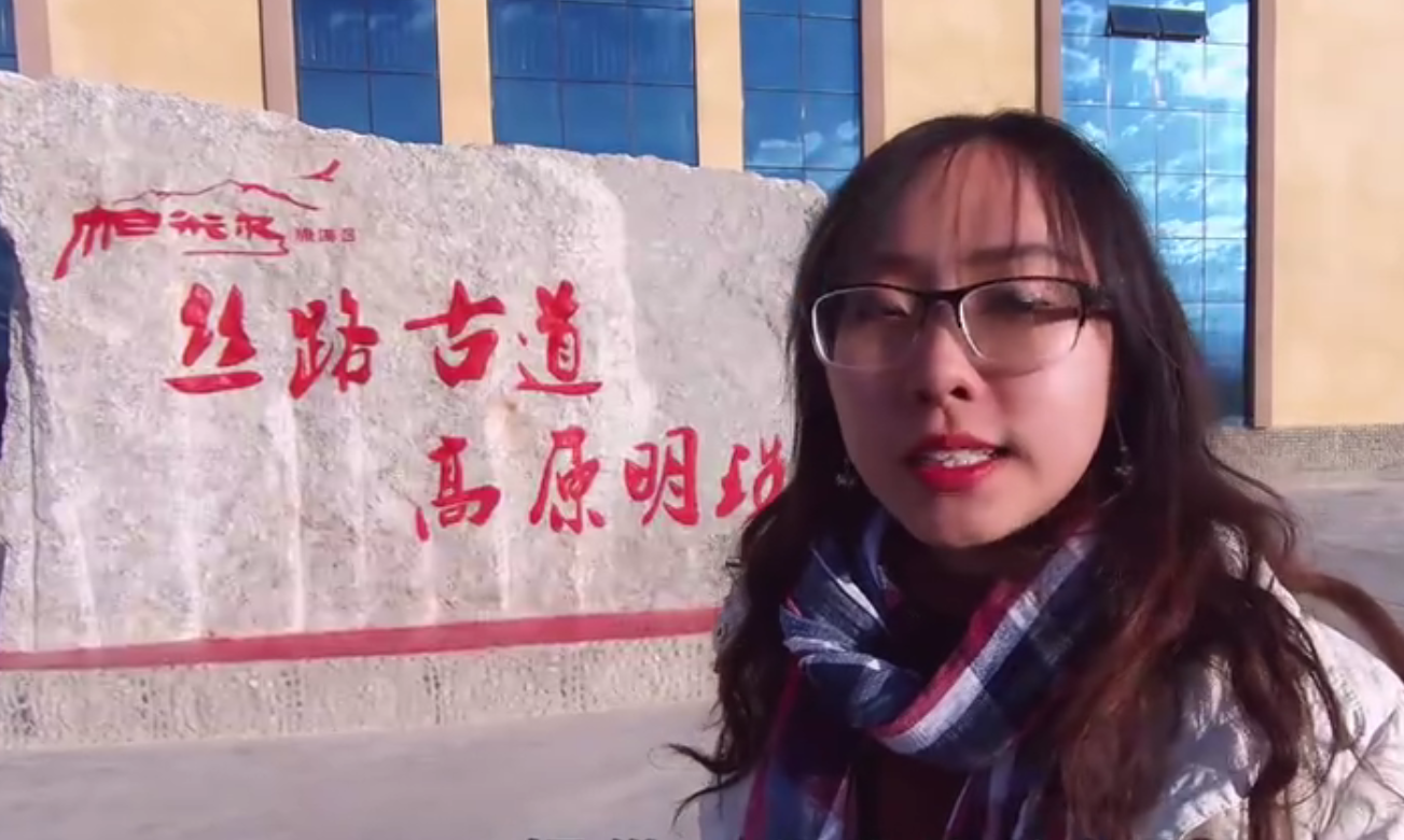 新疆石头城，又一个被摄影老法师“占领”的景点，装备十分专业！