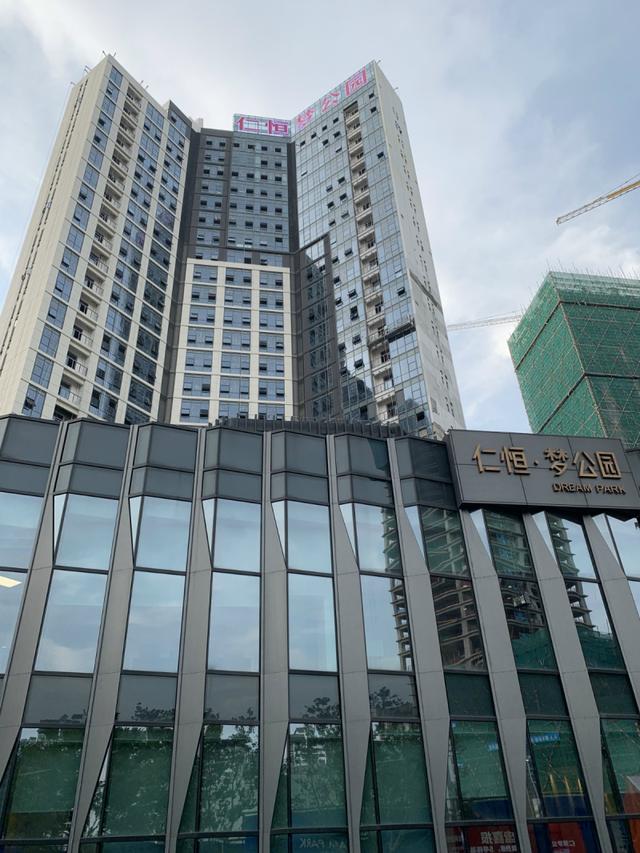 震撼我全家！40万就能上车深圳 还带精装修交楼