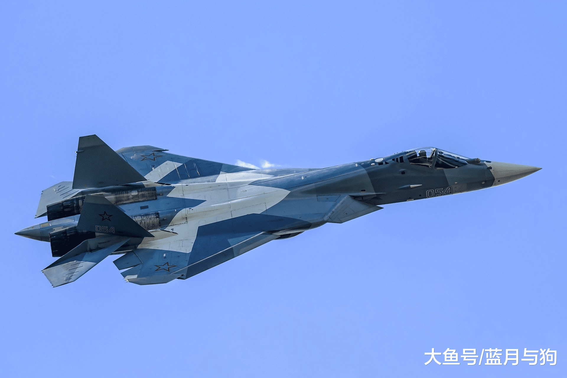 上马6代机！俄罗斯拿出最后底牌，自信能弯道超车歼20和F22