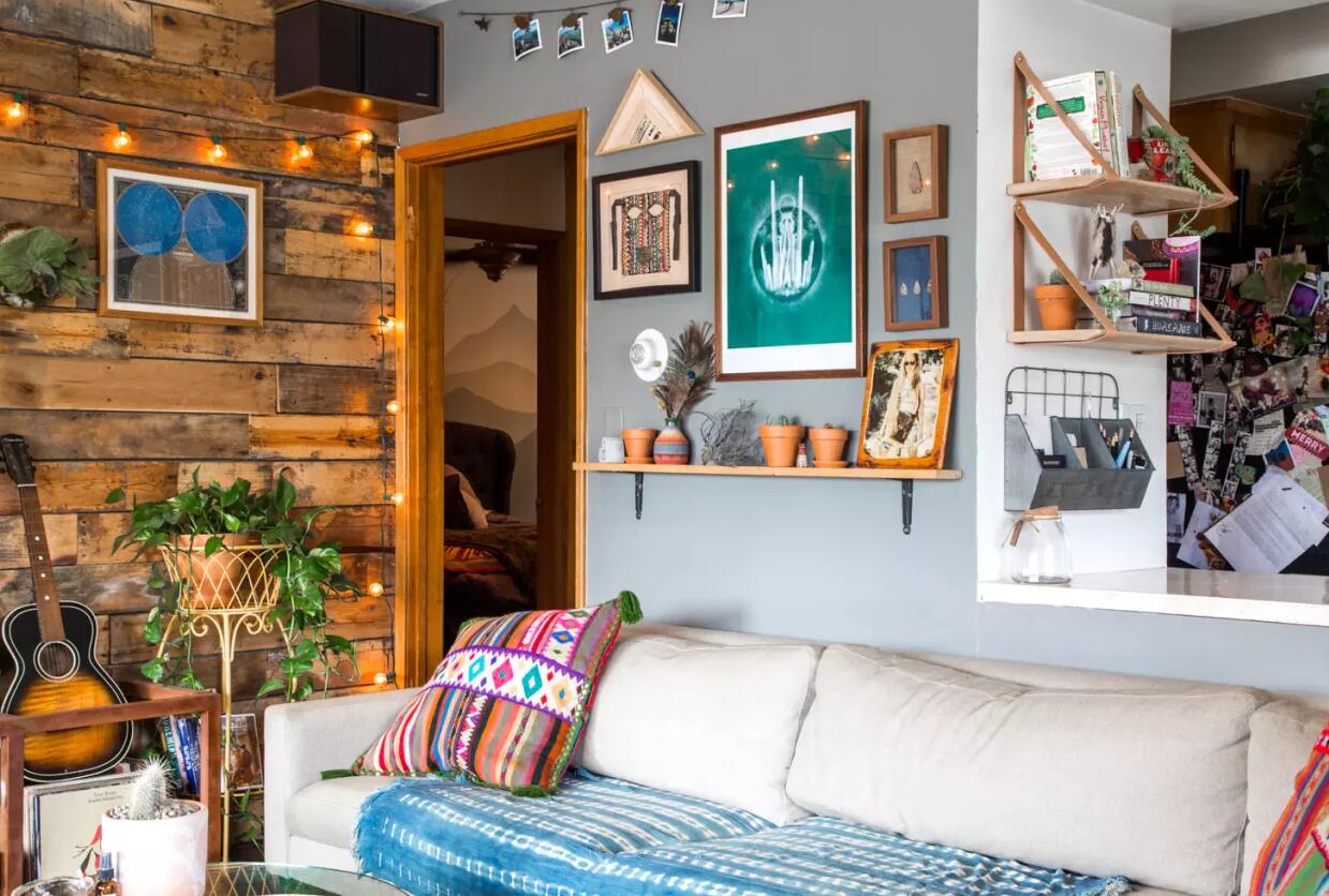 旧木桩做茶几，旧木板做调料架，112㎡的合肥房，木质材料用到了极致！