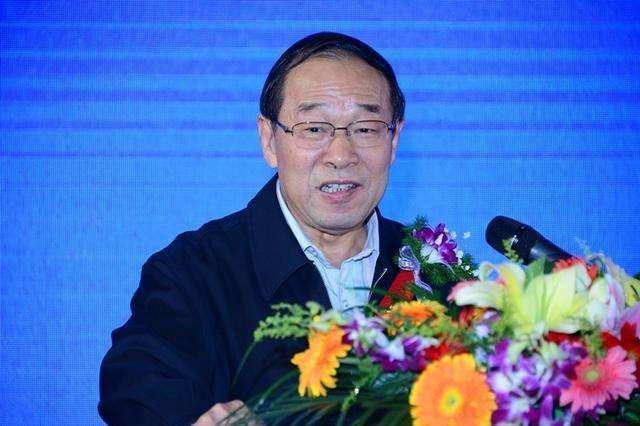 三个大消息降临，楼市或将迎来大变，没买房的欢呼吧！