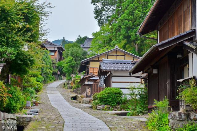 专家建议未来10年很多房子推倒重建, 房子永远处在短缺状态