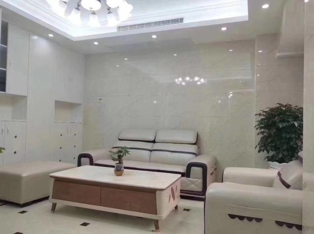 不听师傅建议老公非要全屋贴瓷砖, 如今入住麻烦不断, 心情糟透了