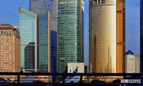 两位地产大佬态度转变？内地新“开张”，中国楼市又“行”了？