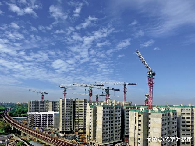 楼市15万亿后，以价换量吸购房者，开发商：房地产还有20年黄金期