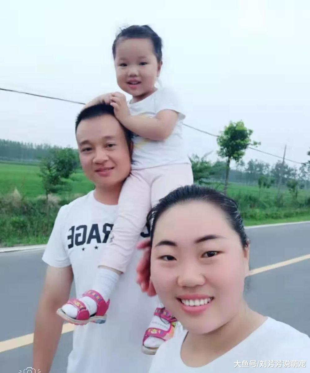 开学季，军人老爸用这种特殊方式送娃上学！