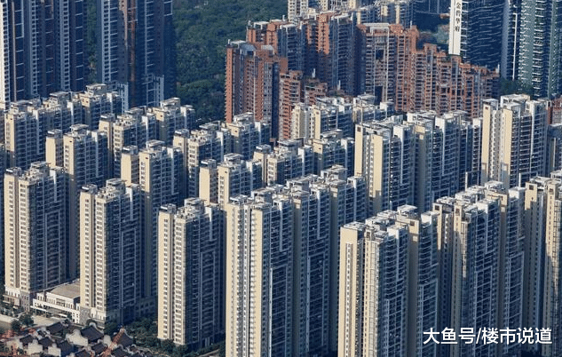 没房的朋友注意了！买房不用再着急，即使你买得起，也要等等了