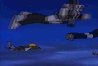 《变形金刚》中汽车人究竟会不会飞？导演：当时忘考虑了