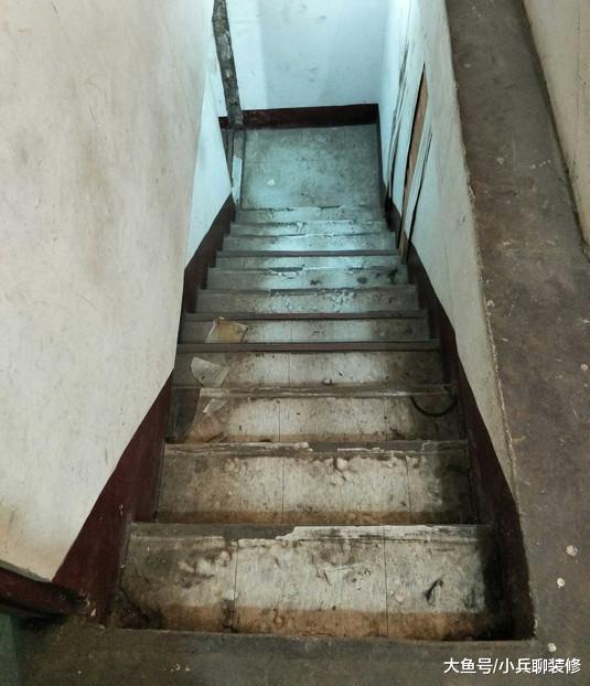 老公花600租的烂房子，又脏又破，我差点吐了，估计你看了都害怕