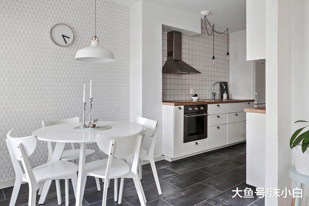 晒我上海48平小户型, 四通八达全是门, 客厅多堵墙立马多一间房!