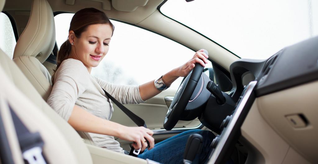 开了10年车才知道，车内有4个隐藏功能很实用，车主不要浪费了