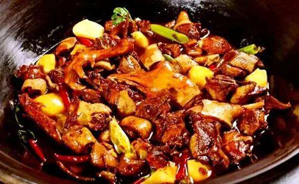 农村每家每户基本都有这个宝藏! 它的用处可多了! 让城市人羡慕!