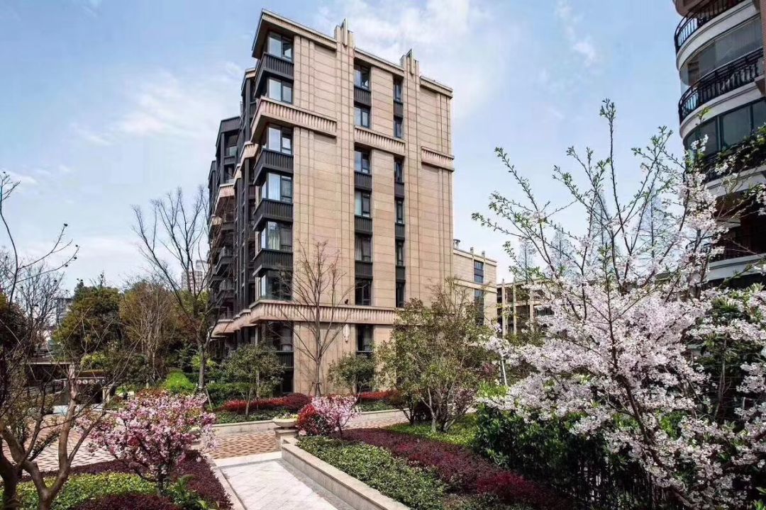 长宁内环内「淮海名邸」百年底蕴豪宅，精装现房 | 全新房源！