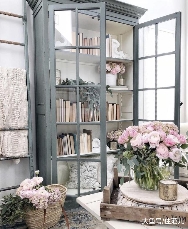 要什么大书房啊，客厅1㎡就能搞定