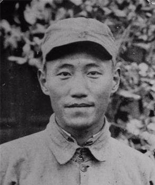 使红军损失最大的叛徒：开会包围会场，军长政委全牺牲导致全军覆没