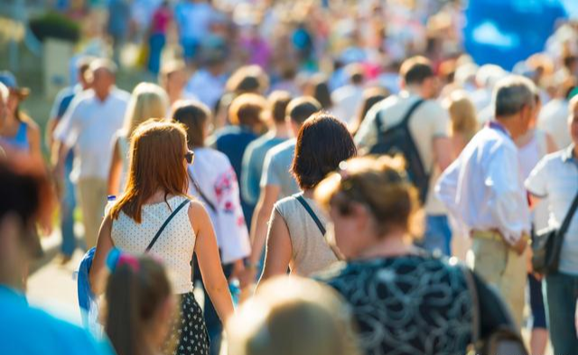 2030年，现在一套市值100万的房产到那时值多少钱？结果出乎预料