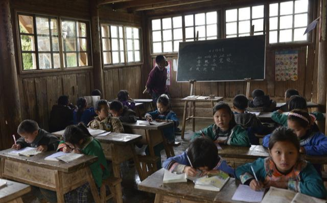 @一位老教师感言:农村再过十年将无学生可教?无奈却很现实
