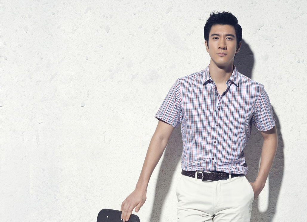 《歌手》遭吐槽，比王力宏跑调更精彩的，是谭维维的死亡打光