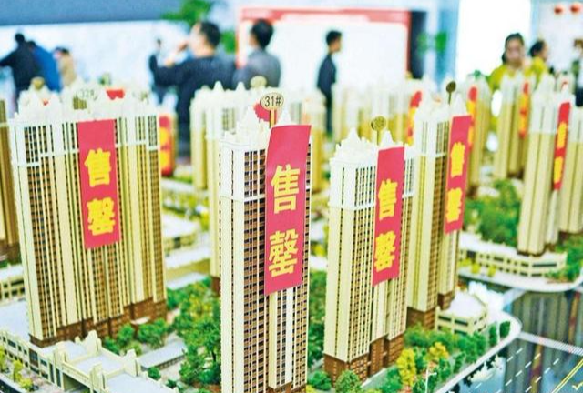 “金九银十”楼市彻底哑火，房企将最后希望寄托在这个月？