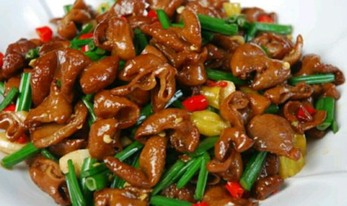 重口味的猪大肠，吃的人才知道多美味！