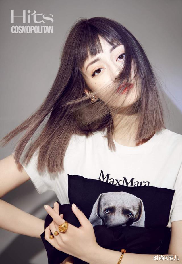 【迪丽热巴】迪丽热巴换新发型似洋娃娃，剪齐刘海染“奶奶灰”，前卫又时髦！