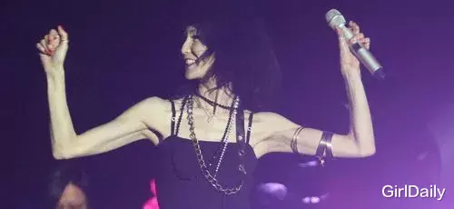 郑希怡|全员港风的女明星,却只学到了“婊”?